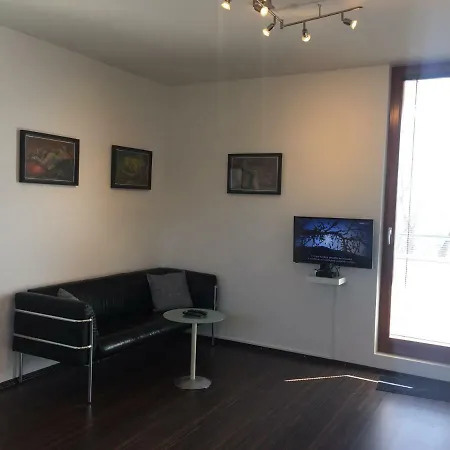 Vila Riviera Apartamento *